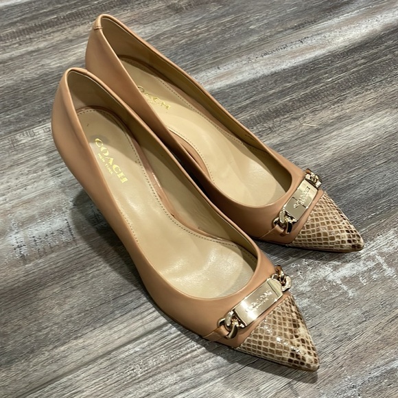 Coach Lauri Nude Snake Pumps size 6 - Picture 4 of 10